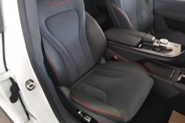 Used ARCFOX Alpha S 2022 HI Version Advanced Edition Right Front Seat
