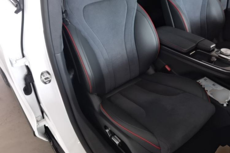 Used ARCFOX Alpha S 2022 HI Version Advanced Edition Right Front Seat