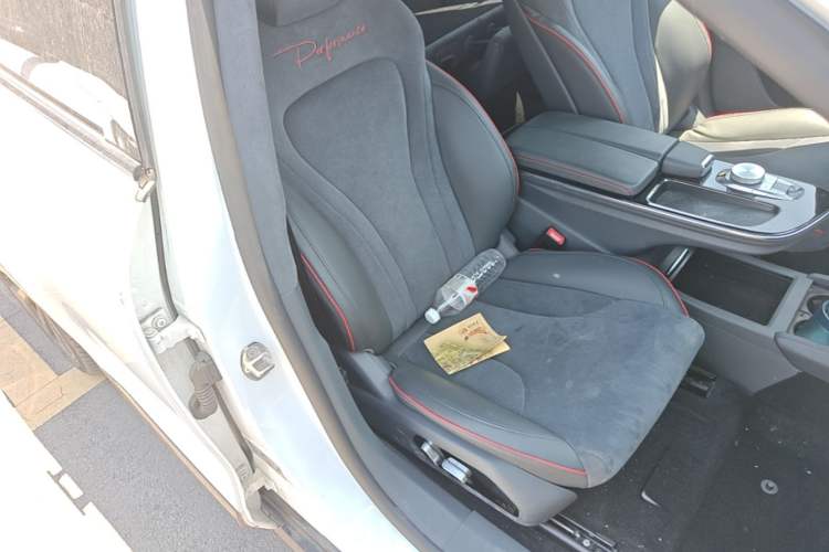 Used ARCFOX Alpha S 2022 HI Version Advanced Edition Right Front Seat