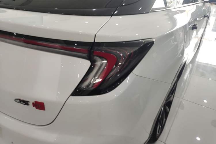 Used ARCFOX Alpha S 2022 HI Version Advanced Edition Right Rear Taillight
