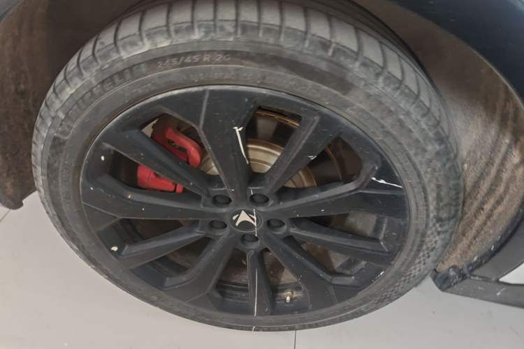 Used ARCFOX Alpha S 2022 HI Version Advanced Edition Right Rear Wheel Hub