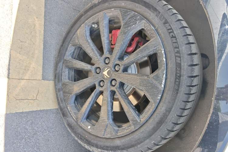Used ARCFOX Alpha S 2022 HI Version Advanced Edition Right Rear Wheel Hub
