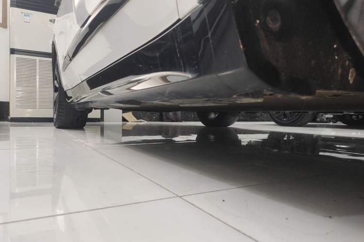 Used ARCFOX Alpha S 2022 HI Version Advanced Edition Right Side Sill