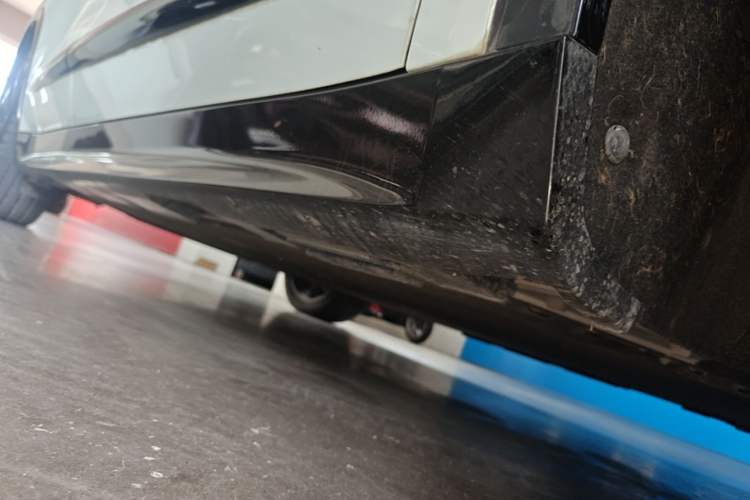 Used ARCFOX Alpha S 2022 HI Version Advanced Edition Right Side Sill