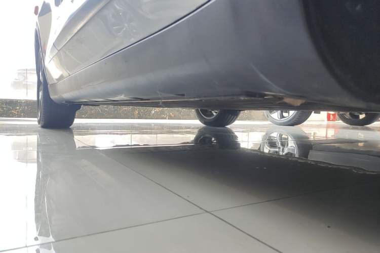 Used ARCFOX Alpha S 2022 708S+ 160kW Right Side Sill