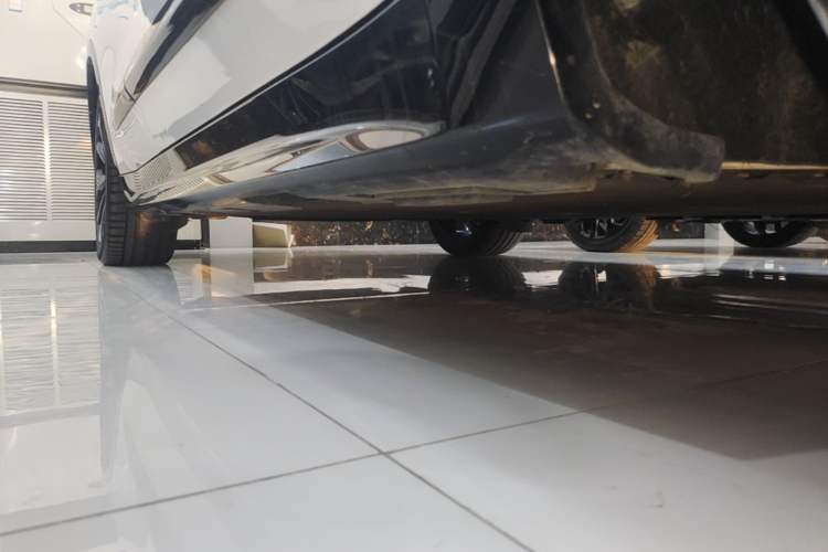 Used ARCFOX Alpha S 2022 HI Version Advanced Edition Right Side Sill