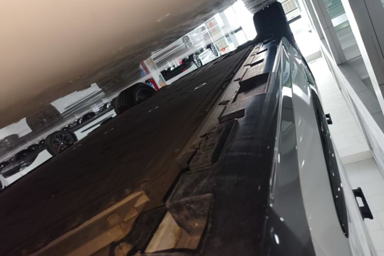 Used ARCFOX Alpha S 2022 HI Version Advanced Edition Right Side Sill