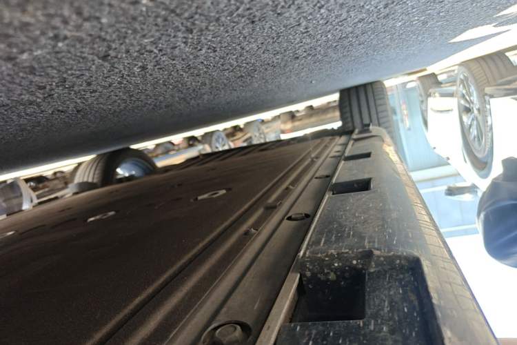 Used ARCFOX Alpha S 2022 HI Version Advanced Edition Right Side Sill