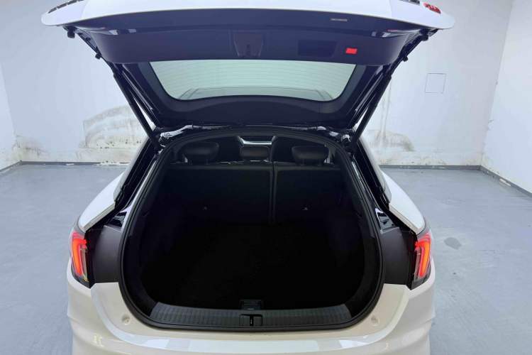 Used ARCFOX Alpha S 2022 HI Version Advanced Edition Trunk