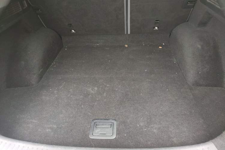 Used ARCFOX Alpha S 2022 525S 160kW Trunk
