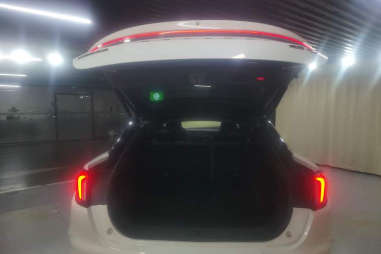Used ARCFOX Alpha S 2022 HI Version Advanced Edition Trunk