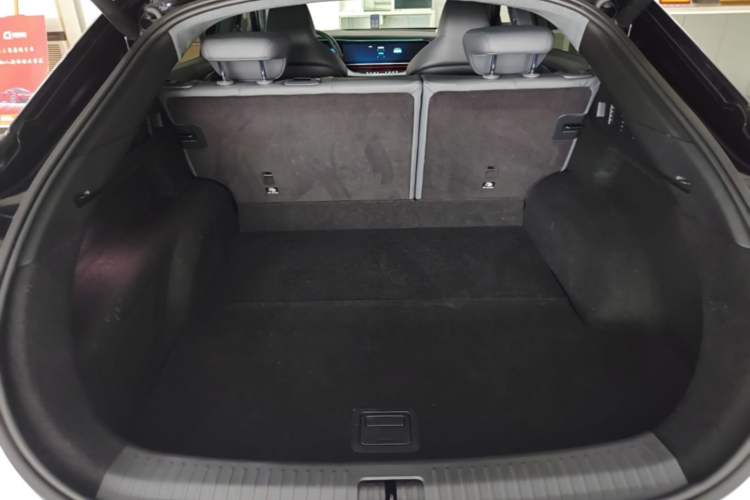 Used ARCFOX Alpha S 2022 HI Version Advanced Edition Trunk