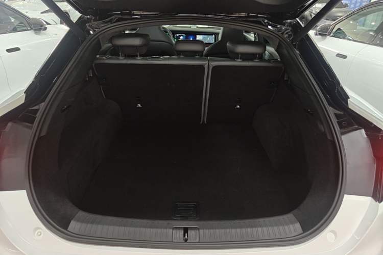 Used ARCFOX Alpha S 2022 HI Version Advanced Edition Trunk
