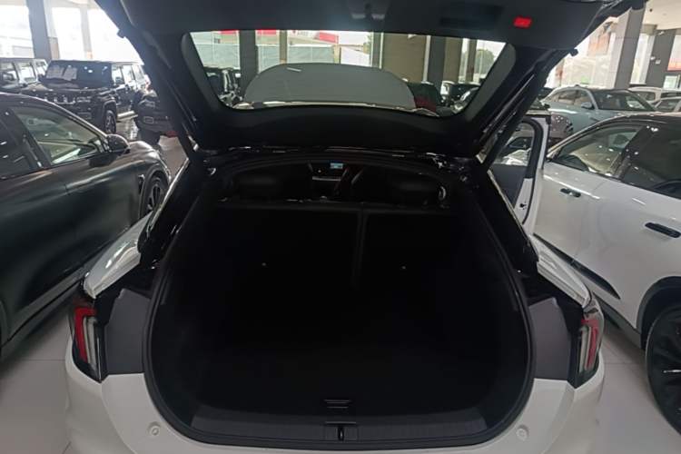 Used ARCFOX Alpha S 2022 HI Version Advanced Edition Trunk