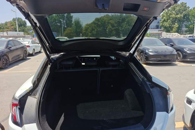 Used ARCFOX Alpha S 2022 HI Version Advanced Edition Trunk