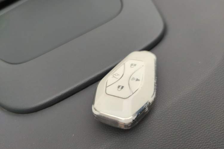 Used ARCFOX Alpha S 2022 525S 160kW Vehicle Key