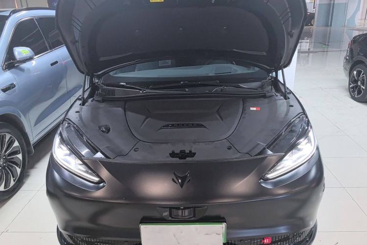 Used ARCFOX Alpha S 2023 Pioneer Edition Engine Bay