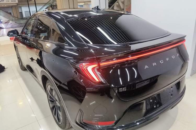 Used ARCFOX Alpha S 2023 603D Forest Edition 320kW Exterior 2
