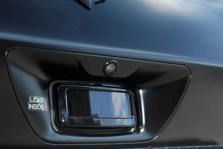 Used ARCFOX Alpha S 2023 Pioneer Edition Exterior 7