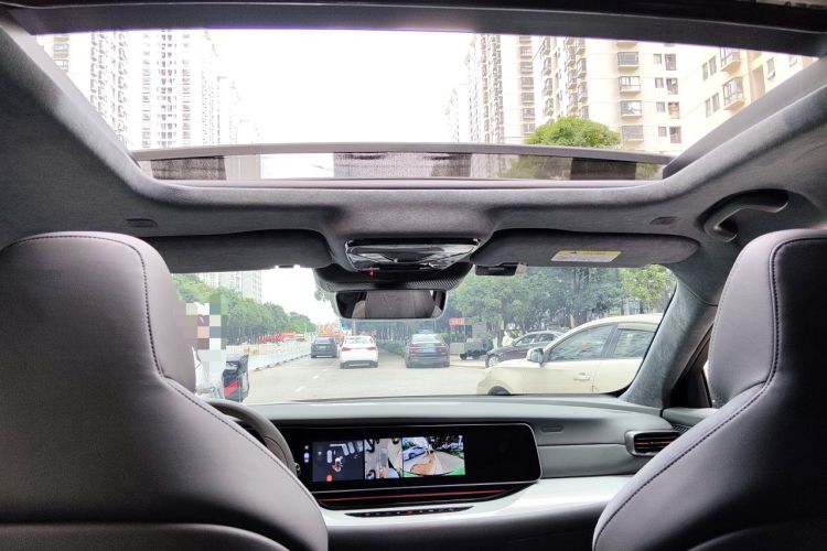 Used ARCFOX Alpha S 2023 Pioneer Edition Headliner