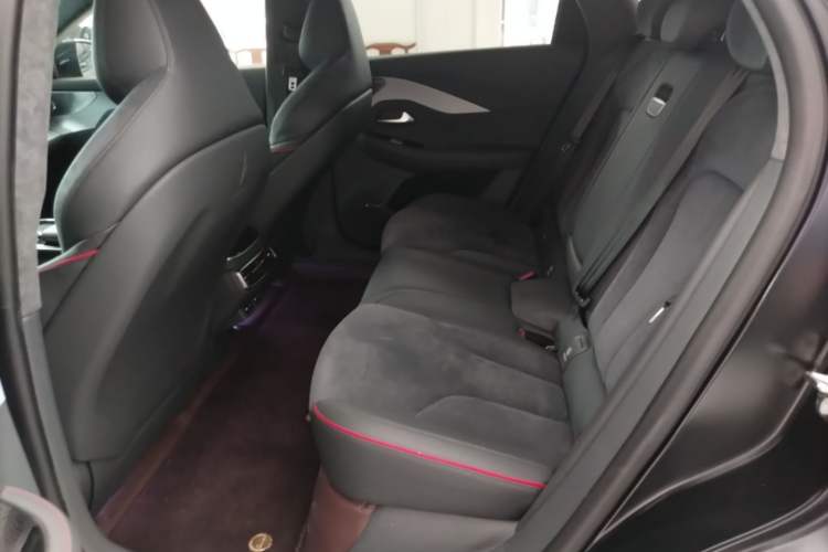 Used ARCFOX Alpha S 2023 Pioneer Edition Left Rear Seat