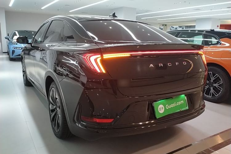 Used ARCFOX Alpha S 2023 603D Forest Edition 320kW Rear Left 45 Deg