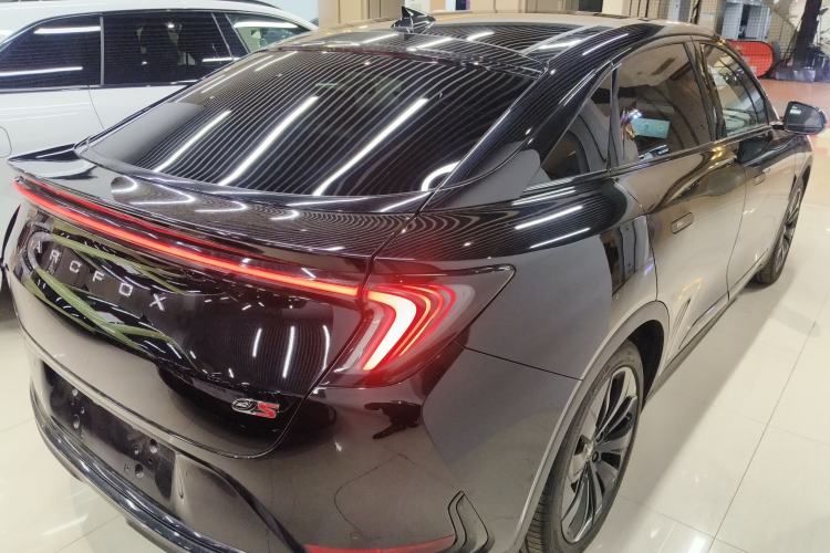 Used ARCFOX Alpha S 2023 603D Forest Edition 320kW Rear Right 45 Deg