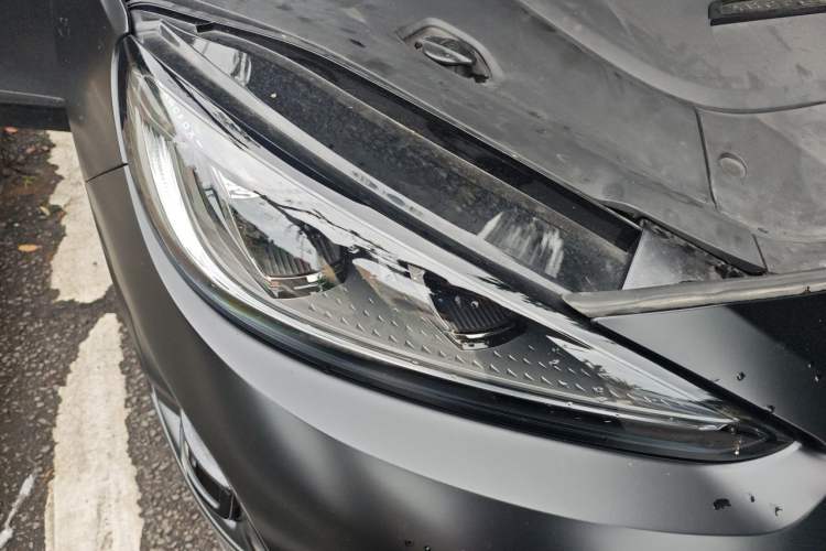 Used ARCFOX Alpha S 2023 Pioneer Edition Right Front Headlight