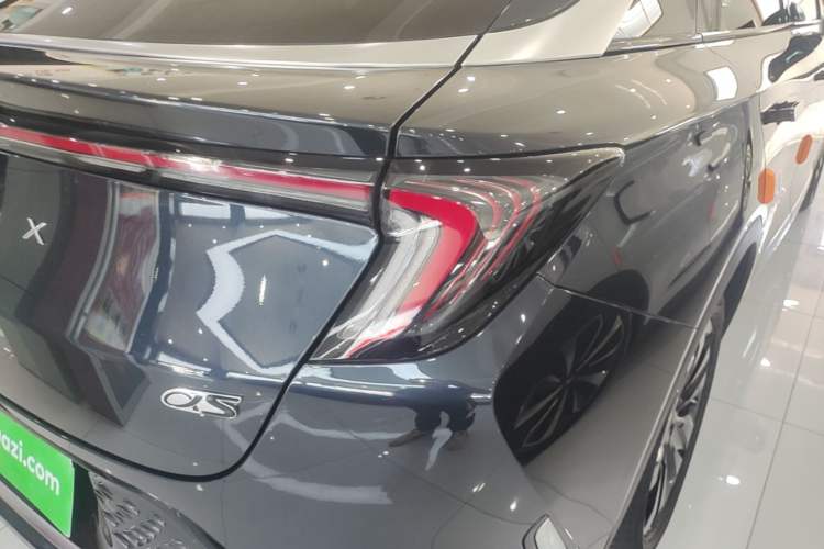 Used ARCFOX Alpha S 2023 525 Forest Edition 175kW Right Rear Taillight