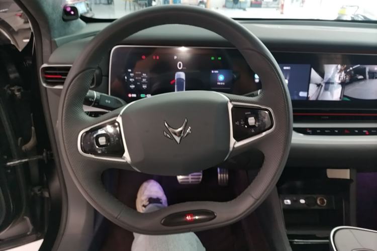 Used ARCFOX Alpha S 2023 Pioneer Edition Steering Wheel