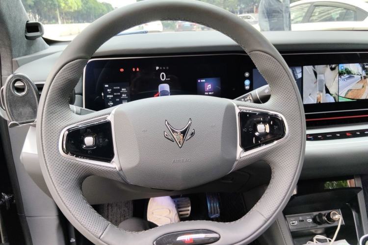 Used ARCFOX Alpha S 2023 Pioneer Edition Steering Wheel