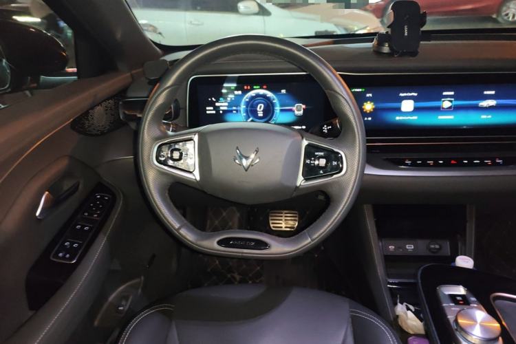 Used ARCFOX Alpha S 2023 525 Forest Edition 175kW Steering Wheel