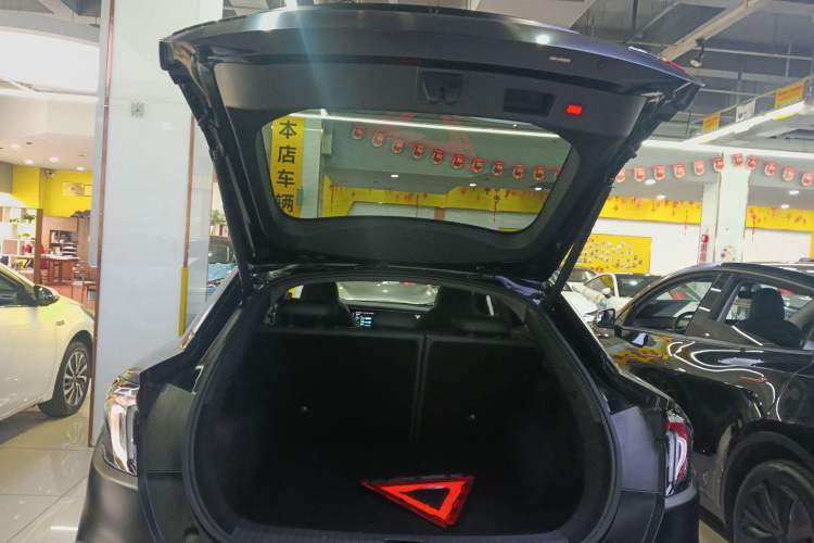 Used ARCFOX Alpha S 2023 Pioneer Edition Trunk
