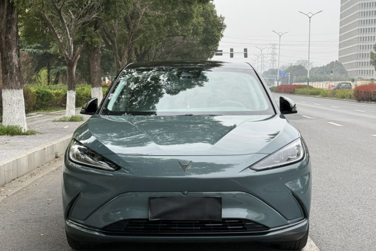 Used ARCFOX Alpha S 2023 525E Forest Edition 175kW Exterior 1