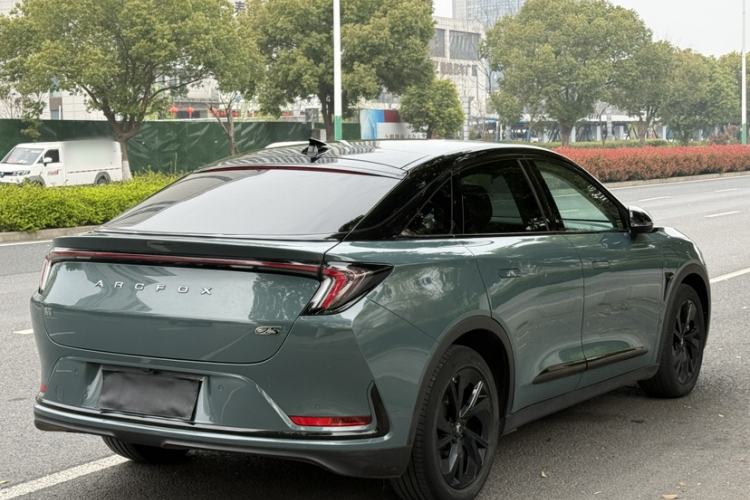 Used ARCFOX Alpha S 2023 525E Forest Edition 175kW Exterior 3