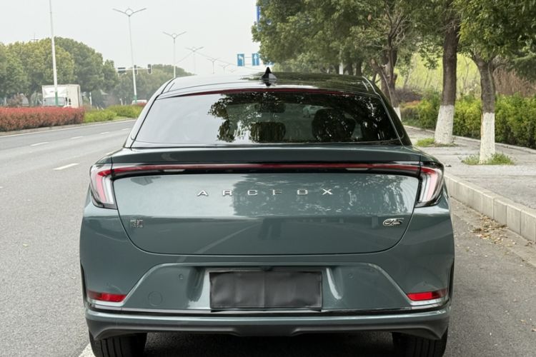 Used ARCFOX Alpha S 2023 525E Forest Edition 175kW Exterior 5