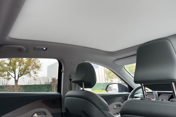 Used ARCFOX Alpha S 2023 525E Forest Edition 175kW Interior 6