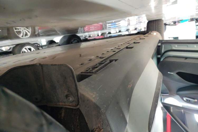 Used ARCFOX Alpha S 2023 735E+ Forest Edition 160kW Left Side Sill