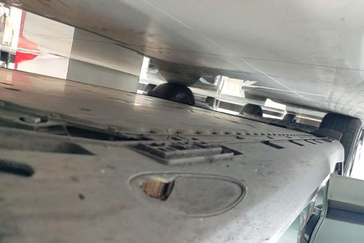 Used ARCFOX Alpha S 2023 735E+ Forest Edition 160kW Right Side Sill