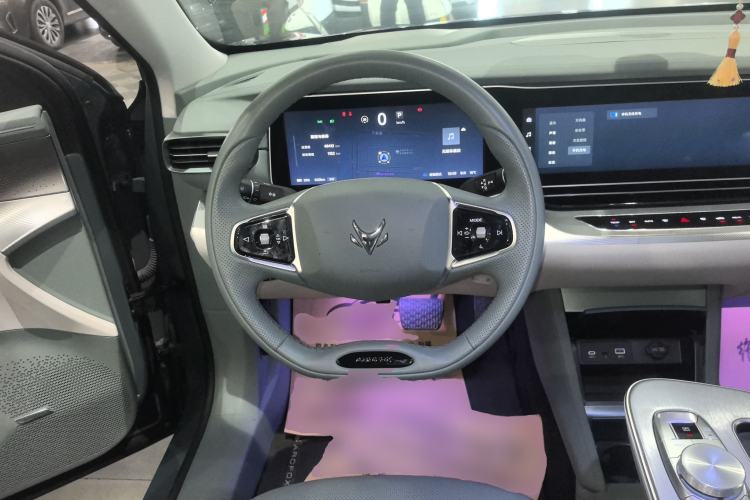 Used ARCFOX Alpha S 2023 525E Forest Edition 175kW Steering Wheel