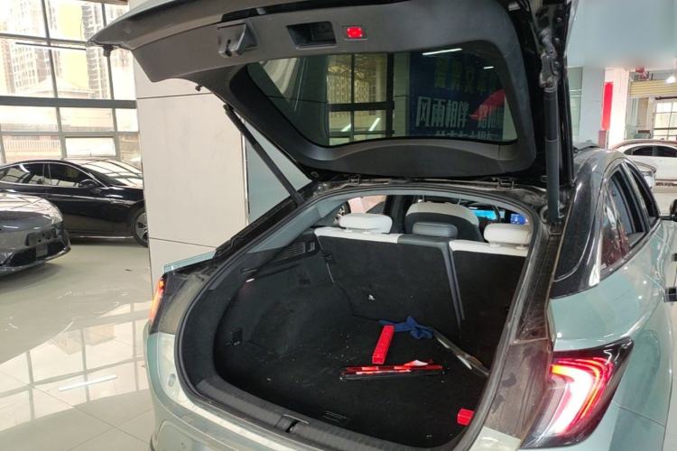 Used ARCFOX Alpha S 2023 735E+ Forest Edition 160kW Trunk