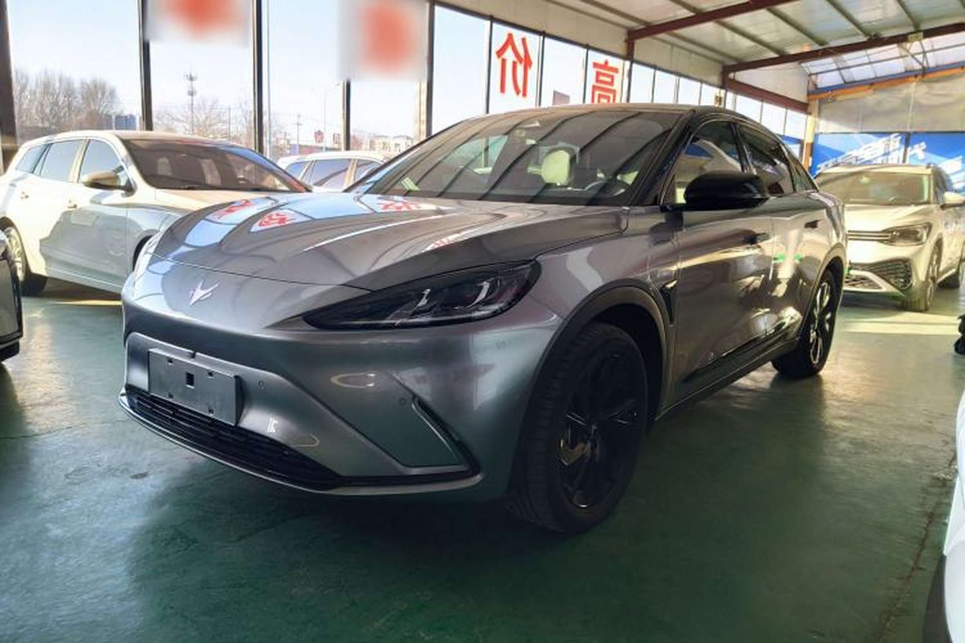 Used ARCFOX Alpha S 2023 735E Forest Edition 160kW Front Left 45 Deg