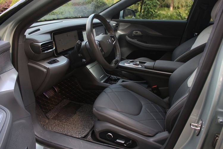Used ARCFOX Alpha S 2023 603D Forest Edition 320kW Interior 1