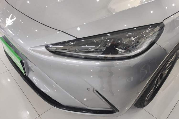 Used ARCFOX Alpha S 2023 735E Forest Edition 160kW Left Front Headlight