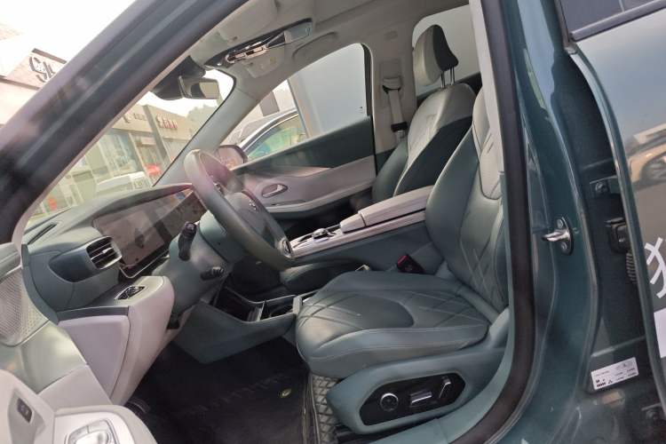 Used ARCFOX Alpha S 2023 735E+ Forest Edition 160kW Left Front Seat