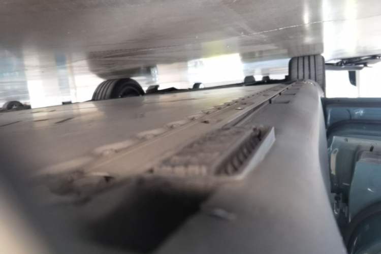 Used ARCFOX Alpha S 2023 735E+ Forest Edition 160kW Left Side Sill