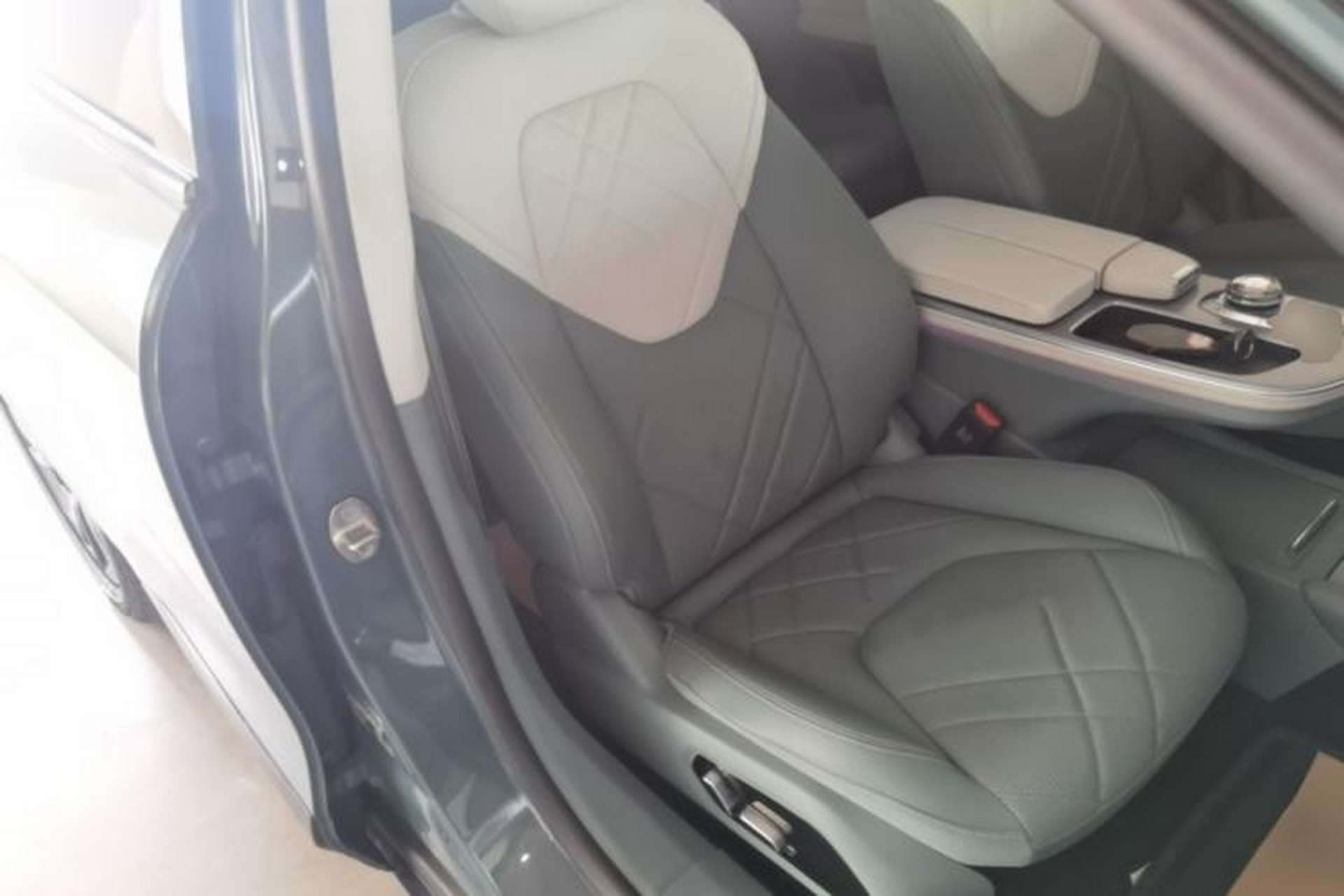Used ARCFOX Alpha S 2023 735E+ Forest Edition 160kW Right Front Seat