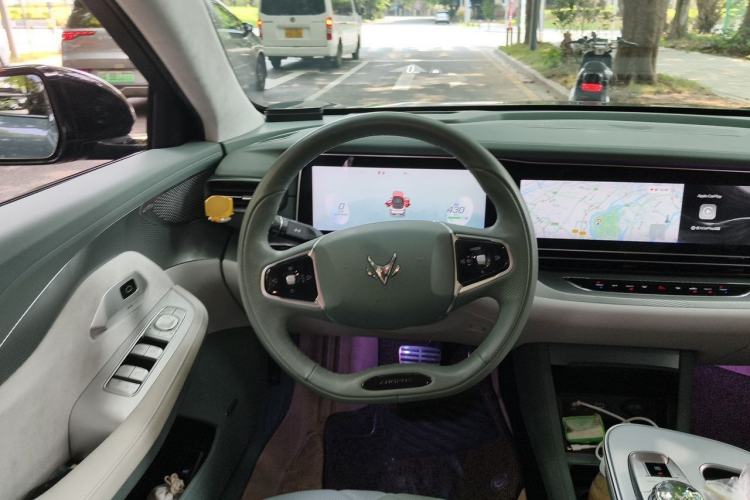 Used ARCFOX Alpha S 2023 735E+ Forest Edition PRO 160kW Steering Wheel