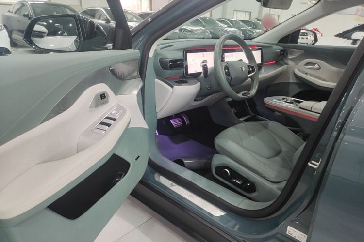 Used ARCFOX Alpha S 2023 735E+ Forest Edition 160kW Driver Seat