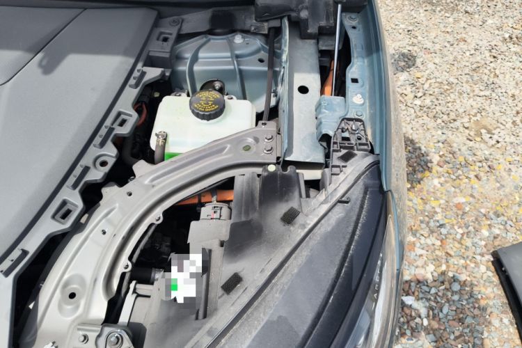 Used ARCFOX Alpha S 2023 735E+ Forest Edition 160kW Engine Bay Left